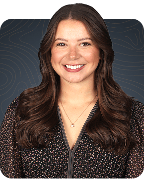 Chloe Summer | Paralegal